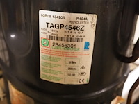 Smeva/l'unite hermetique - afbeelding 18 van  22