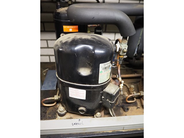 Smeva/l'unite hermetique - afbeelding 20 van  22