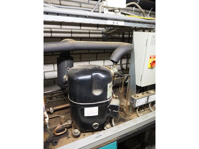 Smeva/l'unite hermetique - afbeelding 22 van  22