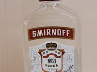 Smirnoff no 21 vodka - 20 cl - winkelverkoopprijs € 4.45 - afbeelding 1 van  3