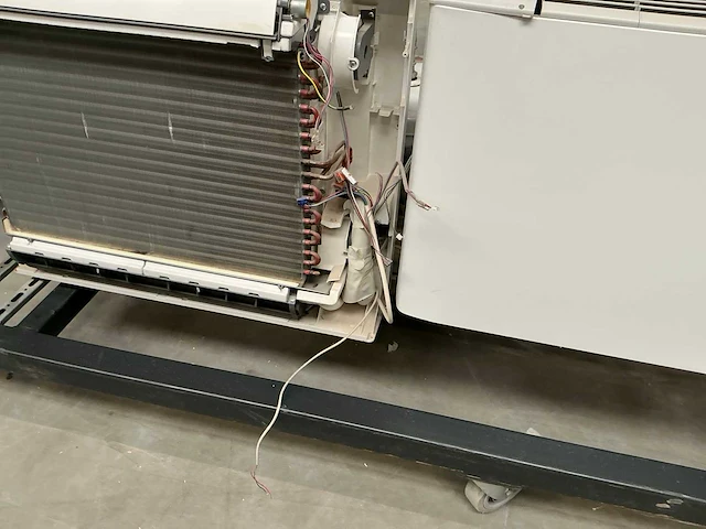 Smith / ventilclima / airwell - verrijdbaar warmtepompinstalatie 86x285x145 cm - afbeelding 6 van  36