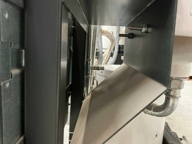 Smith / ventilclima / airwell - verrijdbaar warmtepompinstalatie 86x285x145 cm - afbeelding 25 van  36