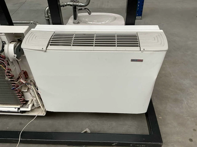 Smith / ventilclima / airwell - verrijdbaar warmtepompinstalatie 86x285x145 cm - afbeelding 34 van  36