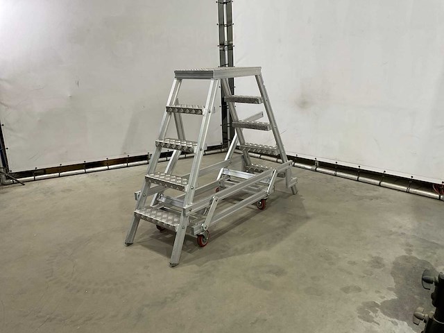 Smits - mobiele trap - afbeelding 1 van  3