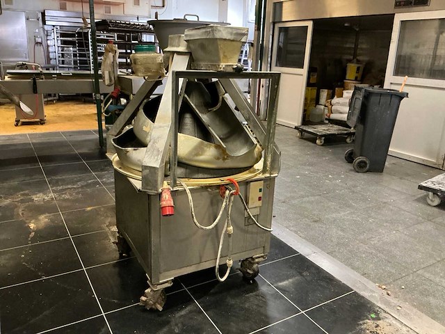 Smo-10 opbolmachine - afbeelding 2 van  5