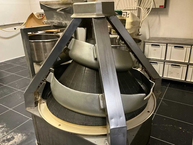 Smo-10 opbolmachine - afbeelding 3 van  5