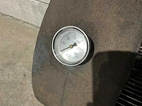 Smoker barbecue - afbeelding 5 van  8