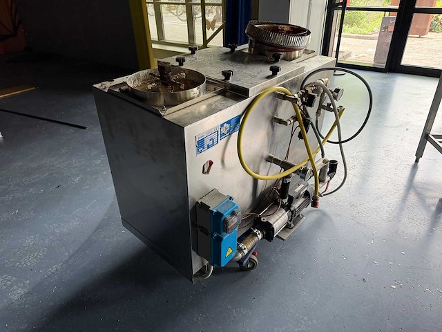Smoki - 2021 - junior 300 - afzuiginstallatie - afbeelding 2 van  3