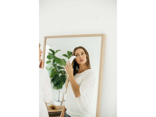 Smooth skin laser, iluminage, wit - afbeelding 3 van  5