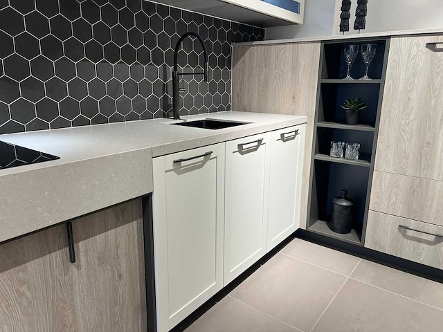 Snaidero - showroomkeuken met apparatuur - afbeelding 25 van  29