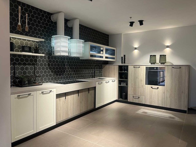 Snaidero - showroomkeuken met apparatuur - afbeelding 7 van  29