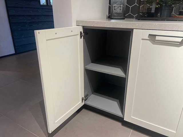 Snaidero - showroomkeuken met apparatuur - afbeelding 16 van  29