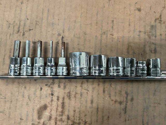 Snap-on doppenset - afbeelding 1 van  2