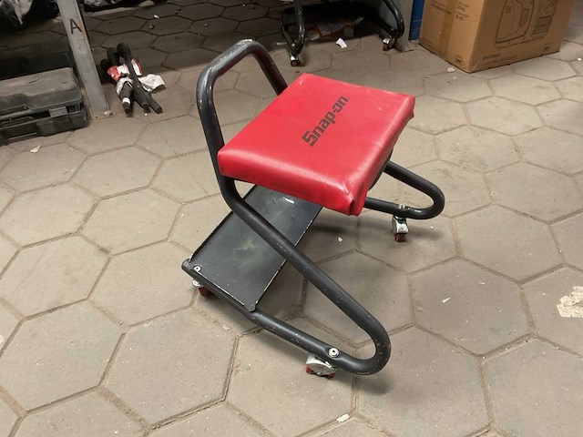 Snap-on stool - afbeelding 2 van  3