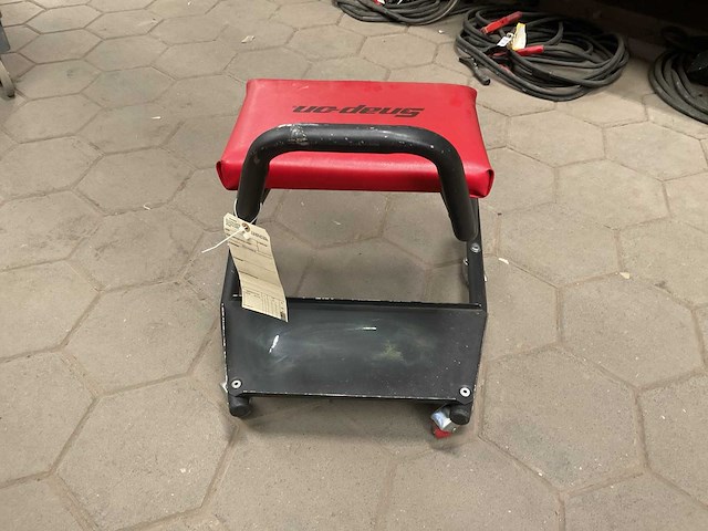 Snap-on stool - afbeelding 3 van  3