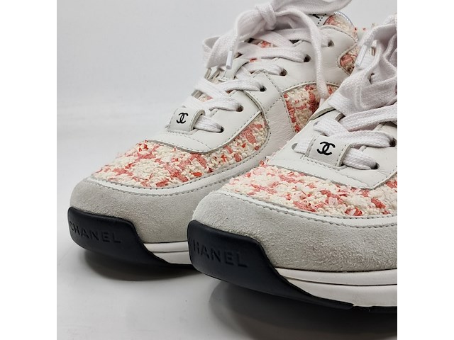 Sneakers, chanel, maat 38,5 - afbeelding 2 van  8