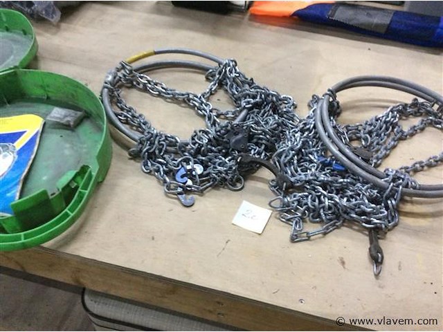 Sneeuwkettingen - afbeelding 1 van  3