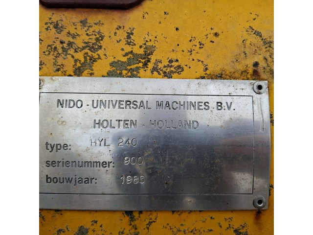 Sneeuwschuif nido, hyl 240, bouwjaar 1980 - afbeelding 11 van  14