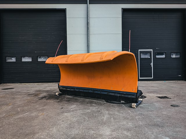 Sneeuwschuif, nido, snk 240-r epz.24v, 2002 - afbeelding 1 van  15