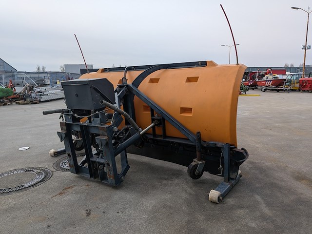 Sneeuwschuif, nido, snk 240-r epz.24v, 2002 - afbeelding 11 van  15