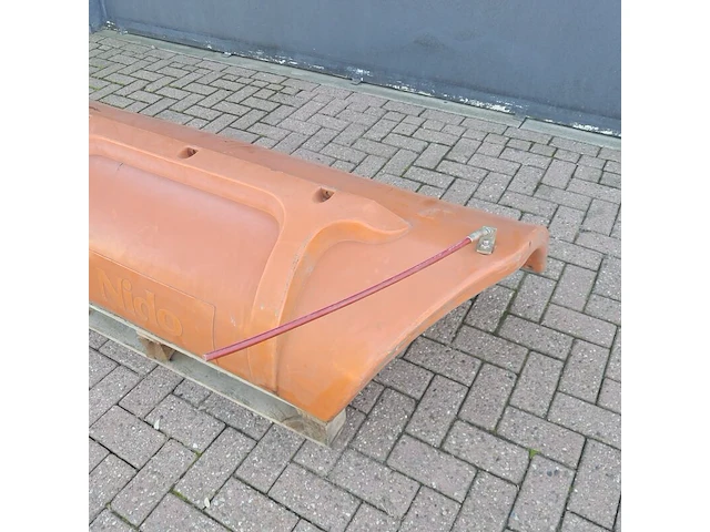 Sneeuwschuif, nido - afbeelding 5 van  8
