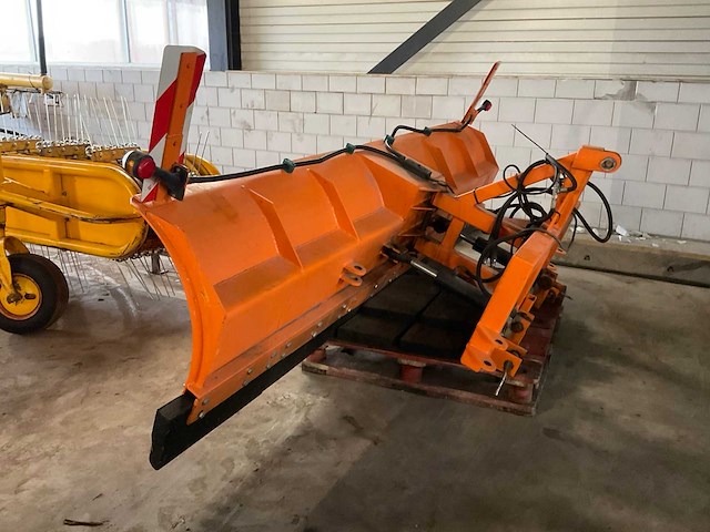 Sneeuwschuiver - afbeelding 5 van  10