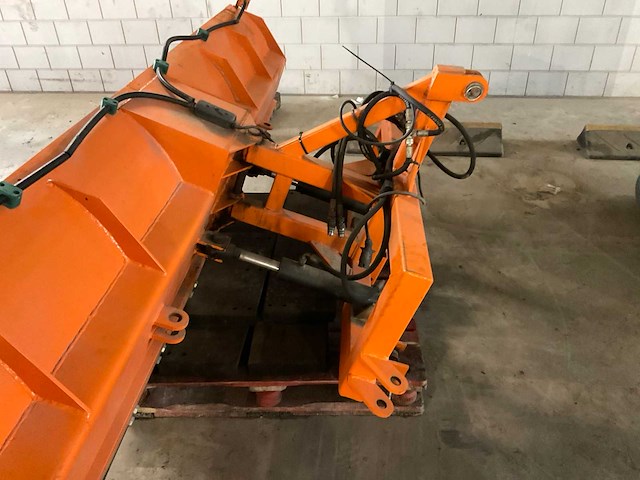 Sneeuwschuiver - afbeelding 7 van  10