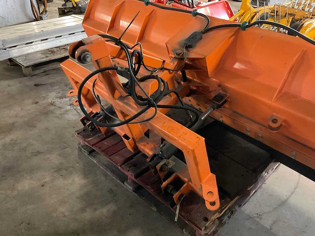 Sneeuwschuiver - afbeelding 8 van  10