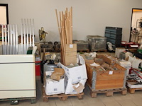 Sneeuwschuivers en bladen. 21 completer sneeuwschuivers en 3 dozen met bladen. - afbeelding 1 van  3