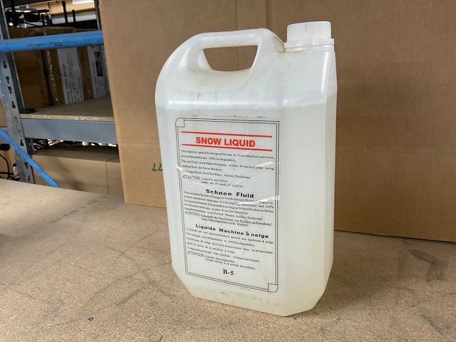 Sneeuwvloeistof 5 liter (5x) - afbeelding 1 van  4