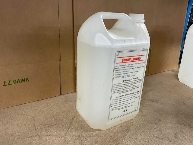 Sneeuwvloeistof 5 liter (5x) - afbeelding 2 van  4