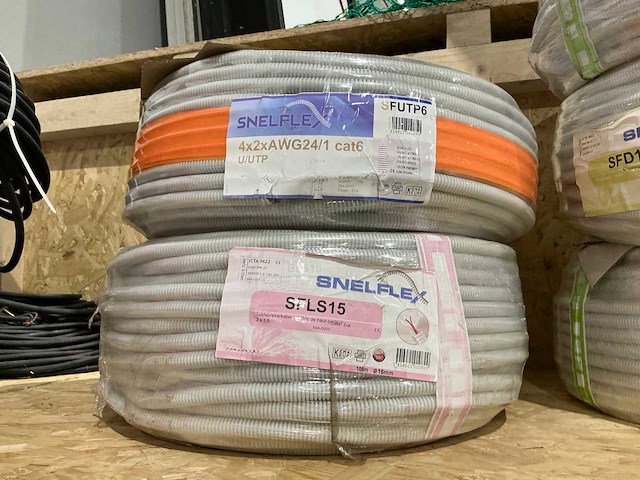 Snelflex sfd16/sfutp6/sfd25 voorbedrade flexbuis (11x) - afbeelding 2 van  7