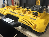 Snellader, 1x accu dewalt, dcb104 - afbeelding 2 van  4