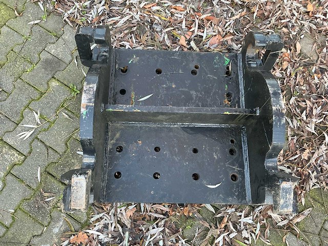 Snelwissel-adapterplaat / koppelframe met cw45-aansluiting - afbeelding 7 van  7