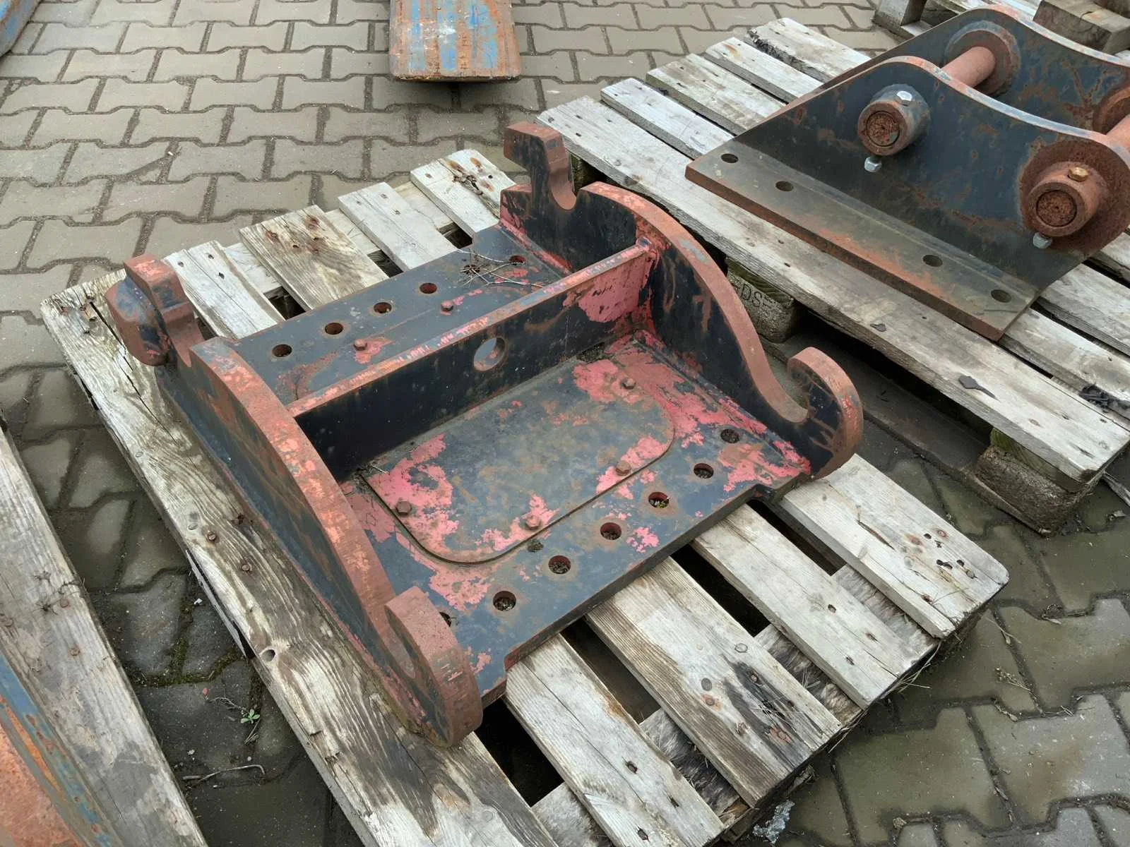 Bouwmachines, aanbouwdelen en transport materieel