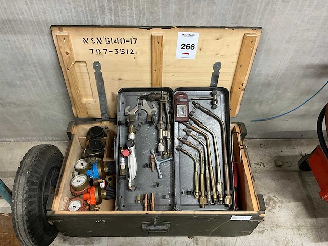 Snijbrander koffer met inhoud - afbeelding 1 van  5