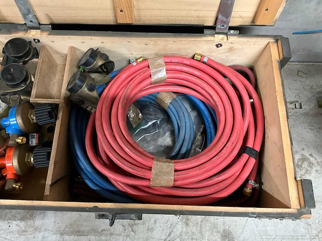 Snijbrander koffer met inhoud - afbeelding 3 van  5