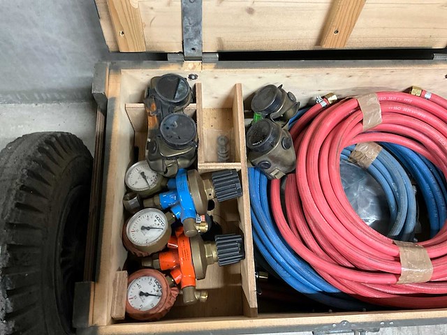 Snijbrander koffer met inhoud - afbeelding 4 van  5