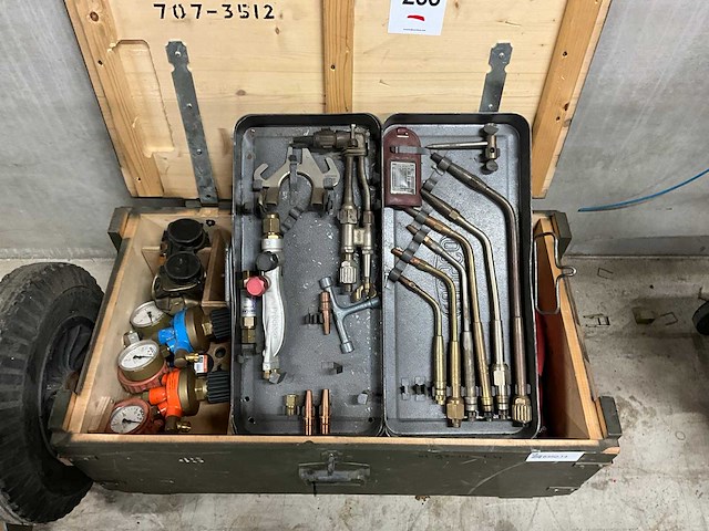 Snijbrander koffer met inhoud - afbeelding 5 van  5