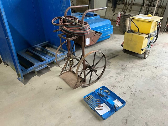 Snijbranderset met wagen - afbeelding 1 van  7