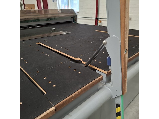 Snijmachine voor gelaagd glas, bottero, 515 lame/37, 2017 - afbeelding 14 van  54