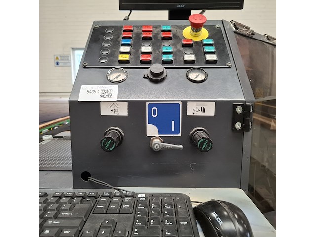 Snijmachine voor gelaagd glas, bottero, 515 lame/37, 2017 - afbeelding 51 van  54