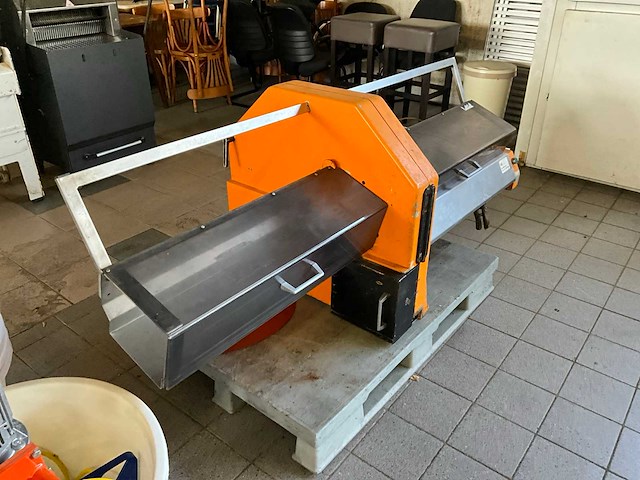 Snijmachine - afbeelding 1 van  2