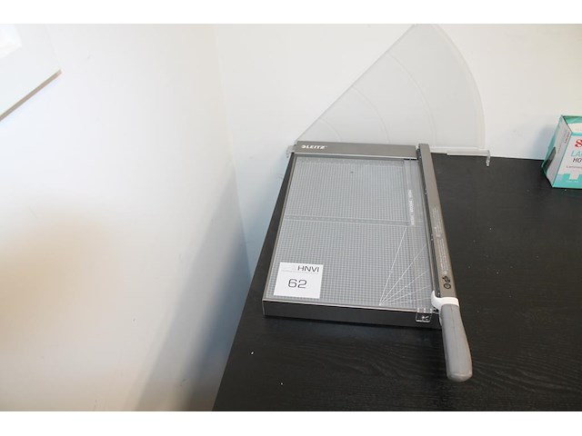 Snijtafel leitz. - afbeelding 1 van  2