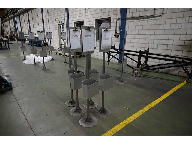 Snl rvs orderpalen (18x) - afbeelding 1 van  3