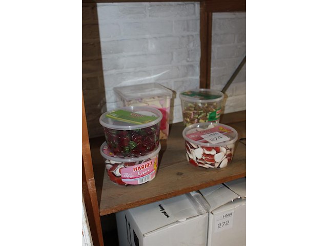 Snoep haribo. 5 emmers. - afbeelding 2 van  2