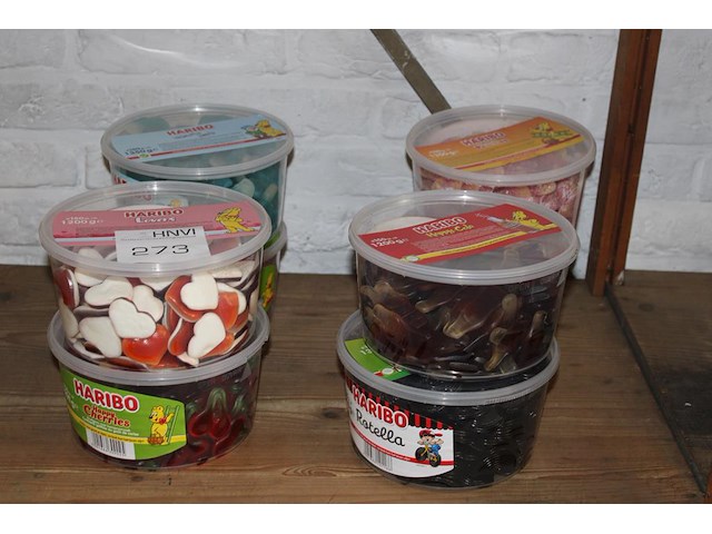 Snoep haribo. 8 emmers. - afbeelding 1 van  2