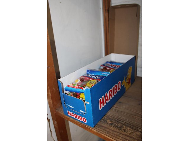 Snoepgoed haribo starmix. doos met 28 zakjes. tht 3-2027. - afbeelding 2 van  3