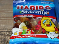 Snoepgoed haribo starmix. doos met 28 zakjes. tht 3-2027. - afbeelding 3 van  3