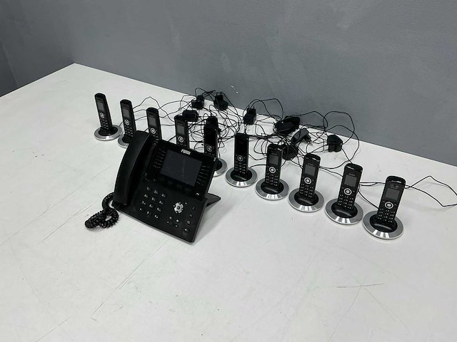 Snom/fanvil - kantoor telefoons (11x) - afbeelding 1 van  13